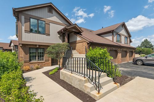 7822-7822 W Arquilla Dr, Palos Heights, IL, 60463-2505 | Card Image