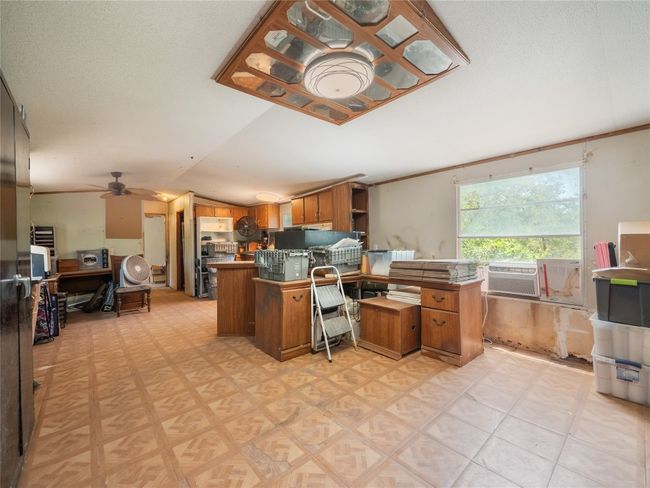 368 Riddle Rd, House other with 4 bedrooms, 3 bathrooms and null parking in Cedar Creek TX | Image 29