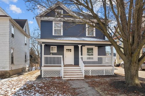 1009 Arlington Ct, Davenport, IA, 52803-3139 | Card Image