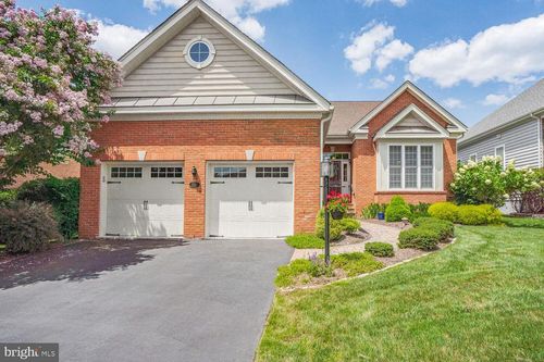 15282 Fog Mountain Cir, HAYMARKET, VA, 20169-8157 | Card Image