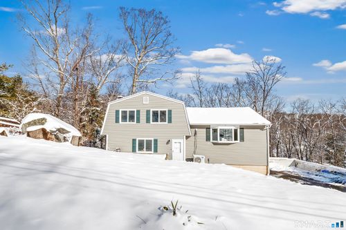 17 Stage Rd, Brookfield, CT, 06804-3637 | Card Image