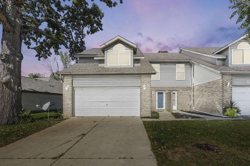 847 Waldsmith Way, Vandalia, OH, 45377-9627 | Card Image