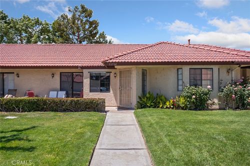 11734 Cottonwood Dr, Apple Valley, CA, 92308-8926 | Card Image