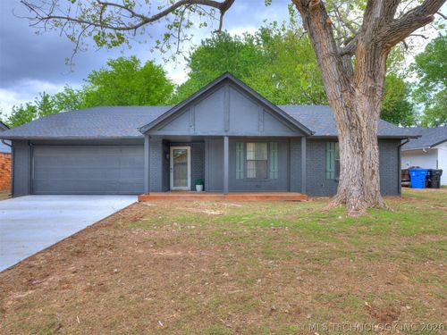 5001 S Ironwood Ave, Broken Arrow, OK, 74011-3229 | Card Image