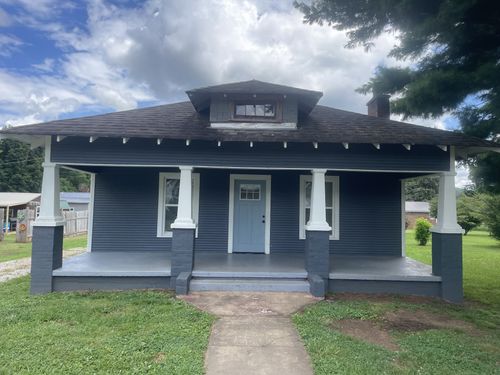 406 Cowan St E, Cowan, TN, 37318-3409 | Card Image