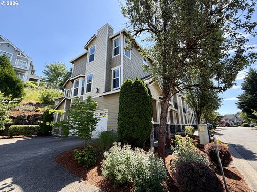 3810 Summerlinn Dr, West Linn, OR, 97068-5199 | Card Image