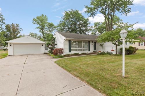 2725 Sharon Dr, Adrian, MI, 49221-4154 | Card Image