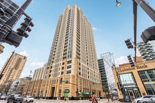 2507-1400 S Michigan Ave, Chicago, IL, 60605-3730 | Card Image