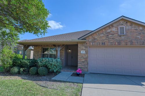 437 Sandy Creek Drive, Fort Worth, TX, 76131 | Card Image
