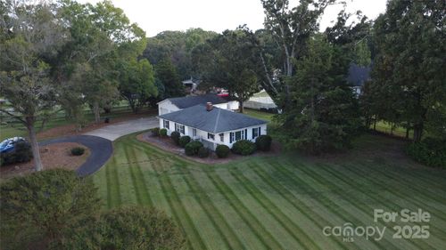 110 Glover Rd, Gastonia, NC, 28056-9590 | Card Image