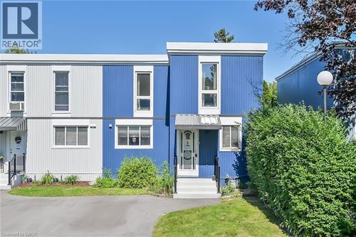 a11-25 Britten Close, Hamilton, ON, L9C4J8 | Card Image