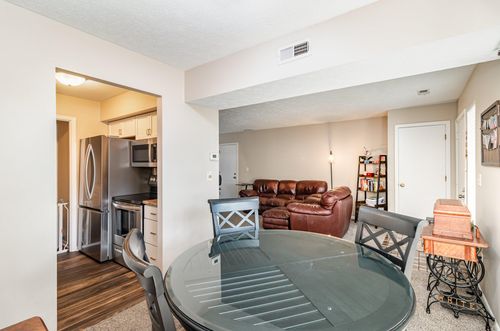 2826 Paddock Ln, Villa Hills, KY, 41017-3655 | Card Image