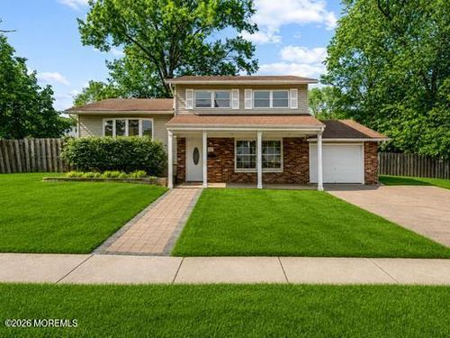 37 Bryant Dr, Jackson, NJ, 08527-1833 | Card Image