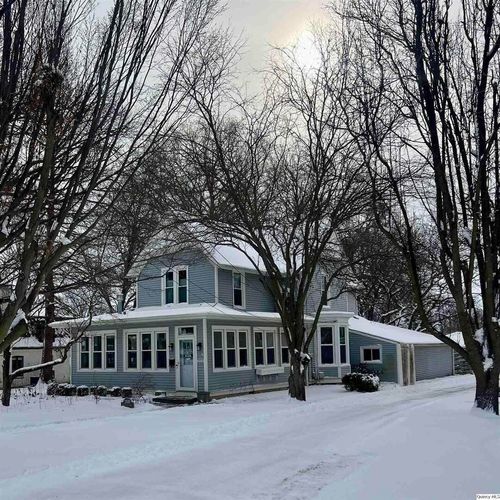 2510 Kentucky Rd, Quincy, IL, 62301-4462 | Card Image