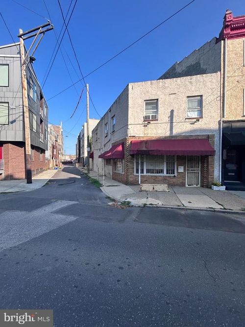 808 E Passyunk Ave, PHILADELPHIA, PA, 19147-3019 | Card Image