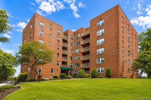 1i-555 Broadway, Hastings On Hudson, NY, 10706-1726 | Card Image