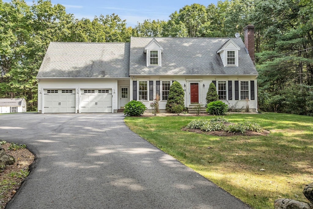 Campbell St, Rutland, MA 01543
