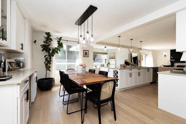 12028 Chestnut Cres, House other with 4 bedrooms, 3 bathrooms and 4 parking in Pitt Meadows BC | Image 7