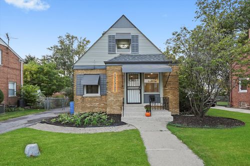 2428 S 19th Ave, Broadview, IL, 60155-3936 | Card Image