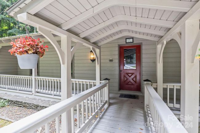 134 Wolfs Head Ct, House other with 4 bedrooms, 4 bathrooms and null parking in Mars Hill NC | Image 4