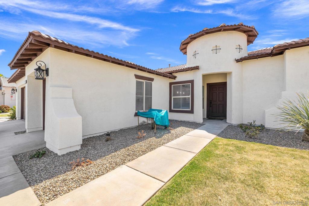 Residential in Indio 3