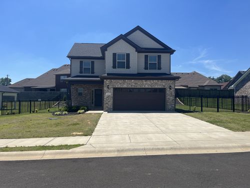 1055 Amber Hills Dr, Ashland City, TN, 37015-5039 | Card Image