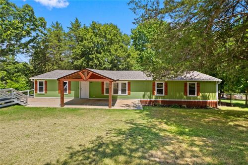 8431 Navajo Trl, Rogers, AR, 72756-8057 | Card Image
