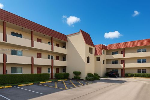 apt-112-8020 N Sunrise Lakes Dr, Sunrise, FL, 33322-1658 | Card Image