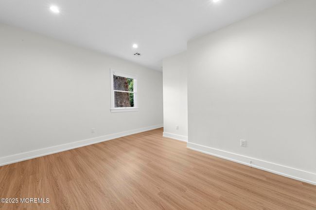124 E River Rd, Home with 0 bedrooms, 0 bathrooms and 6 parking in Rumson NJ | Image 26