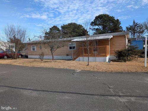 141 Chestnut Dr, Barnegat, NJ, 08005-1146 | Card Image