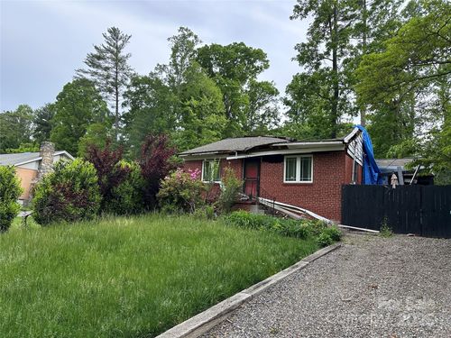 265 Sycamore Dr, Arden, NC, 28704-3104 | Card Image