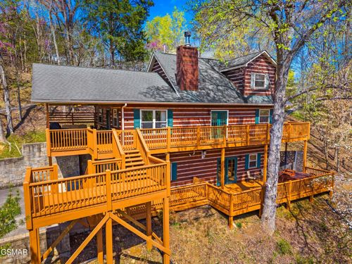429 Filet Ln, Dandridge, TN, 37725-6234 | Card Image