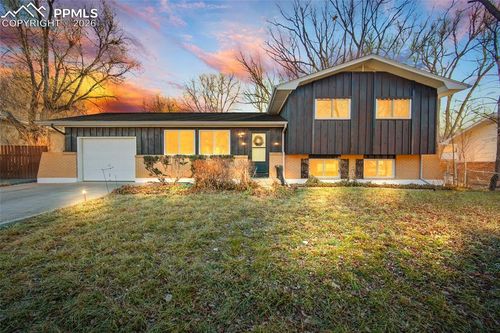 219 Fairfax St, Colorado Springs, CO, 80911-2320 | Card Image