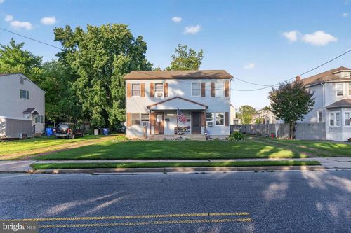 707 N Forklanding Rd, Maple Shade, NJ, 08052-1001 | Card Image