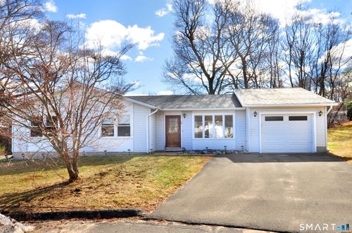 16 Tuscarora Pl, Bristol, CT, 06010 | Card Image
