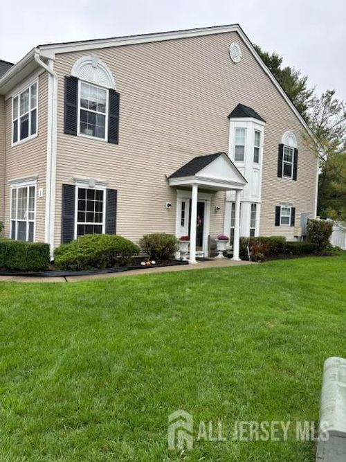 1 Wentworth Drive, Manalapan, NJ, 07726 | Card Image