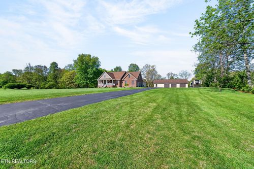 714 Pow Camp Rd, Crossville, TN, 38572 | Card Image