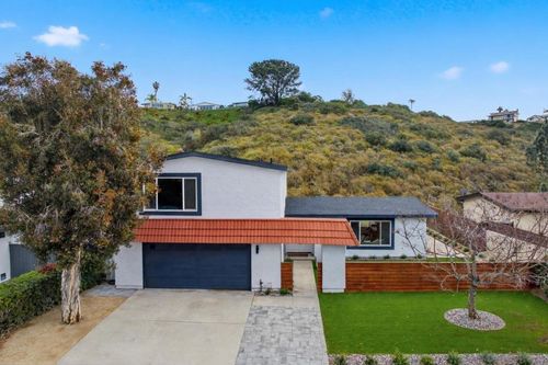 3131 Erie St, San Diego, CA, 92117 | Card Image