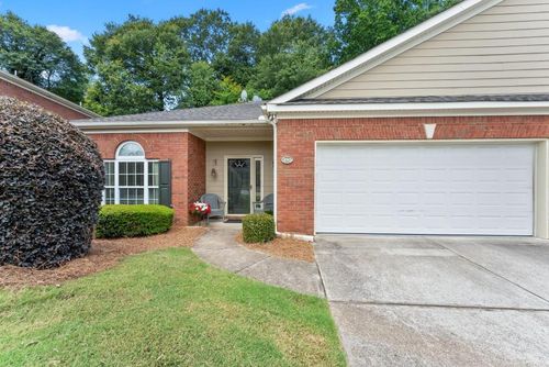 150 Senior Cir, Gainesville, GA, 30501-1480 | Card Image