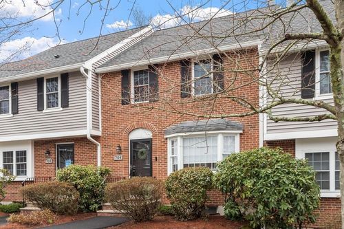 apt-704-320 Newbury St, Danvers, MA, 01923-1053 | Card Image
