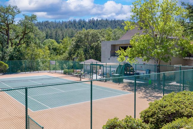 186 Oak Island Dr, House other with 2 bedrooms, 2 bathrooms and 2 parking in Santa Rosa CA | Image 31