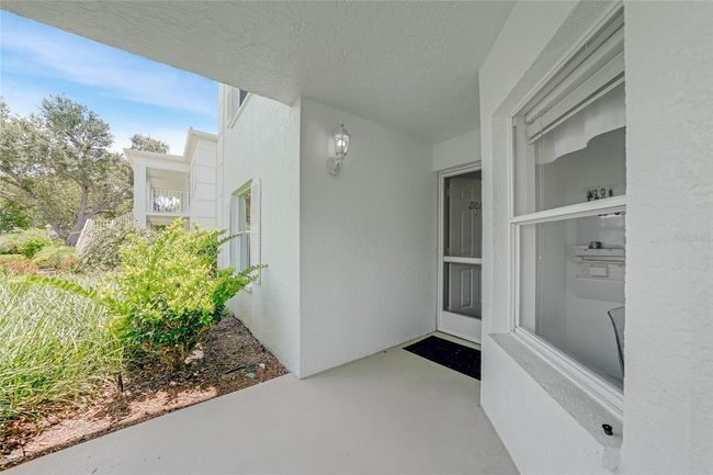 APT-2101 - 5725 Greenwood Ave, Condo with 2 bedrooms, 2 bathrooms and null parking in NORTH PORT FL | Image 4