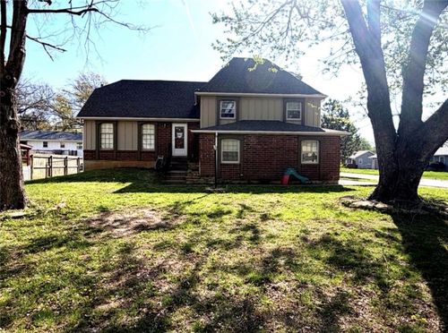 2315 N 81st Ter, Kansas City, KS, 66109-2141 | Card Image