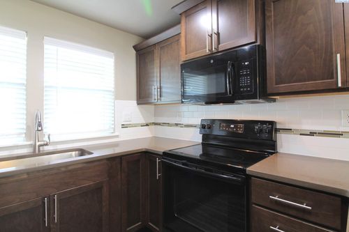 680 Marysville Way, Richland, WA, 99352-7880 | Card Image