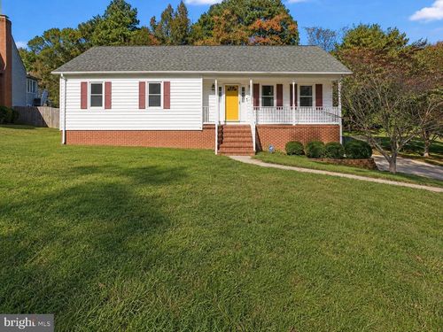 15 English Oak Cir, FREDERICKSBURG, VA, 22408-1578 | Card Image
