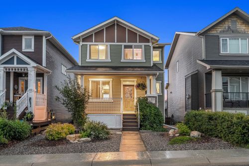 201 Fireside Place, Cochrane, AB, T4C0R1 | Card Image