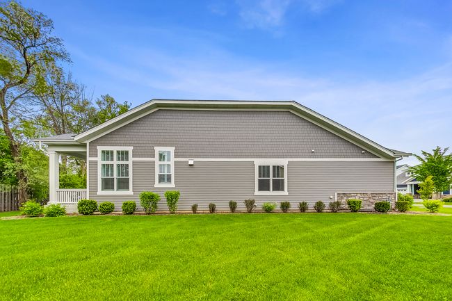2811 Parkside Cir, House other with 3 bedrooms, 3 bathrooms and 2 parking in Glenview IL | Image 38