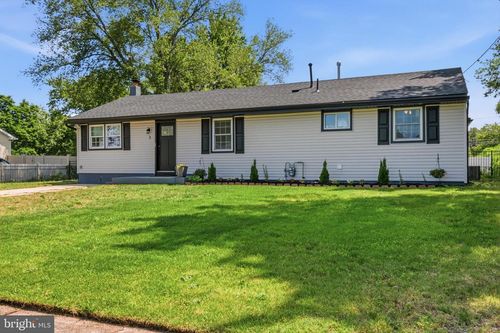 3 Stagecoach Rd, Southampton, NJ, 08088-1336 | Card Image