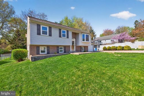 10432 Sweepstakes Rd, DAMASCUS, MD, 20872-2146 | Card Image