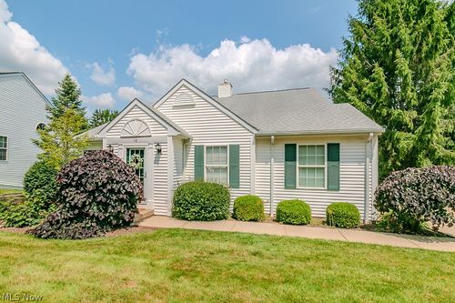 118 Kensington Ct, Aurora, OH, 44202-7889 | Card Image